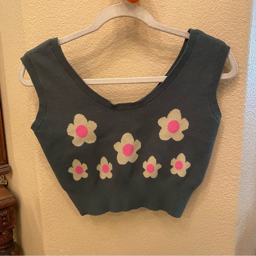 NECTAR CLOTHING Women Green Floral Cropped Tank Top Size Medium